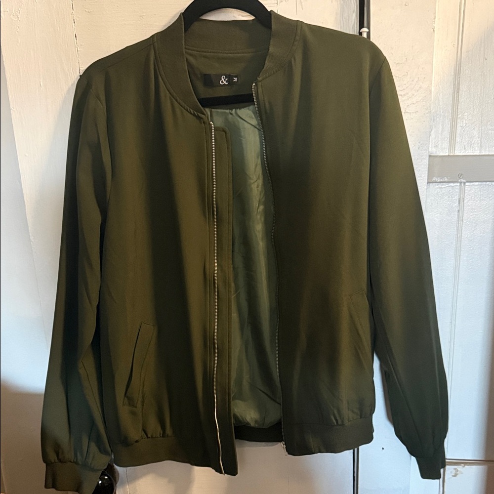 Ampersand Olive Green Bomber Jacket medium